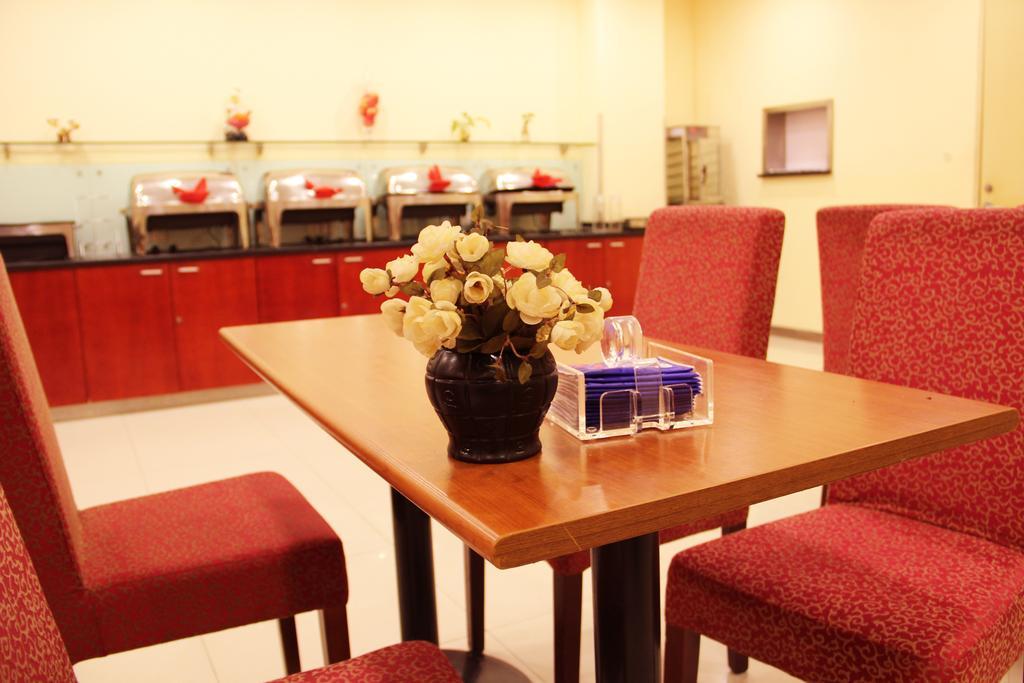 Hanting Express Tianjin Haixin District Yujiapu טיאנג'ין מראה חיצוני תמונה